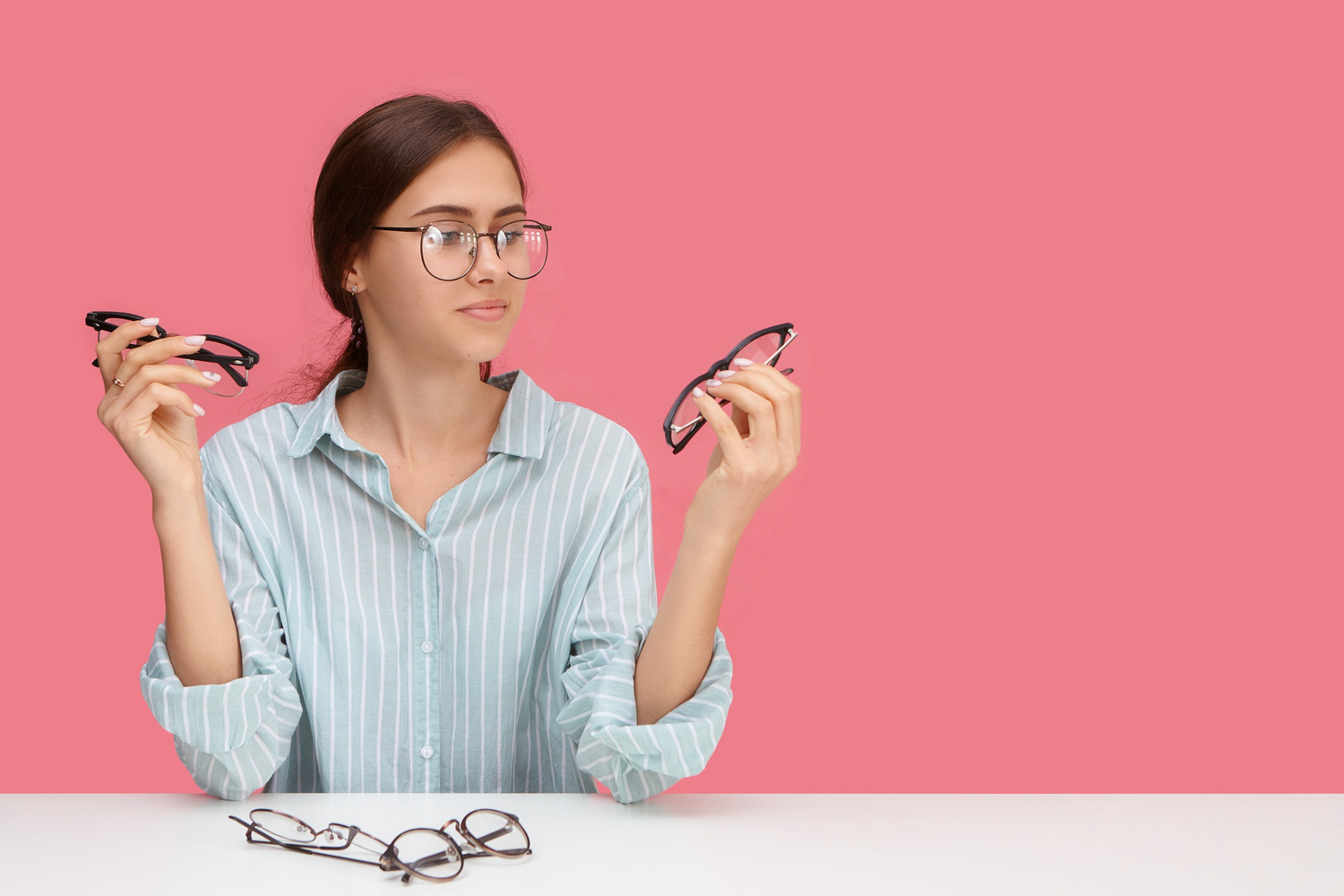 Cuándo y Cómo Reemplazar tus Gafas: Guía y Checklist Definitivo